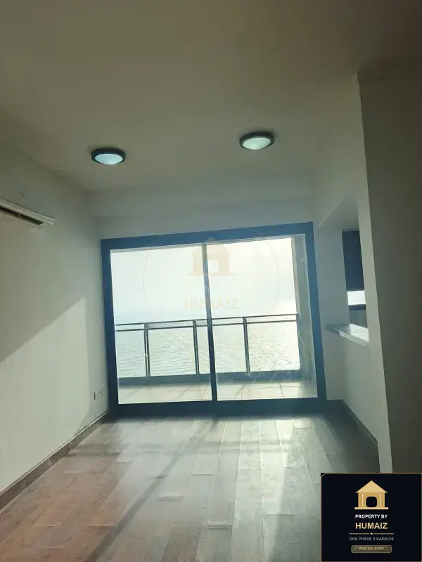 4-Bedroom Luxury Apartment (Sea Facing, 6 Bath, Suite 10) at Coral Towers For Sale in DHA Phase 8 Karachi — Photograph 17