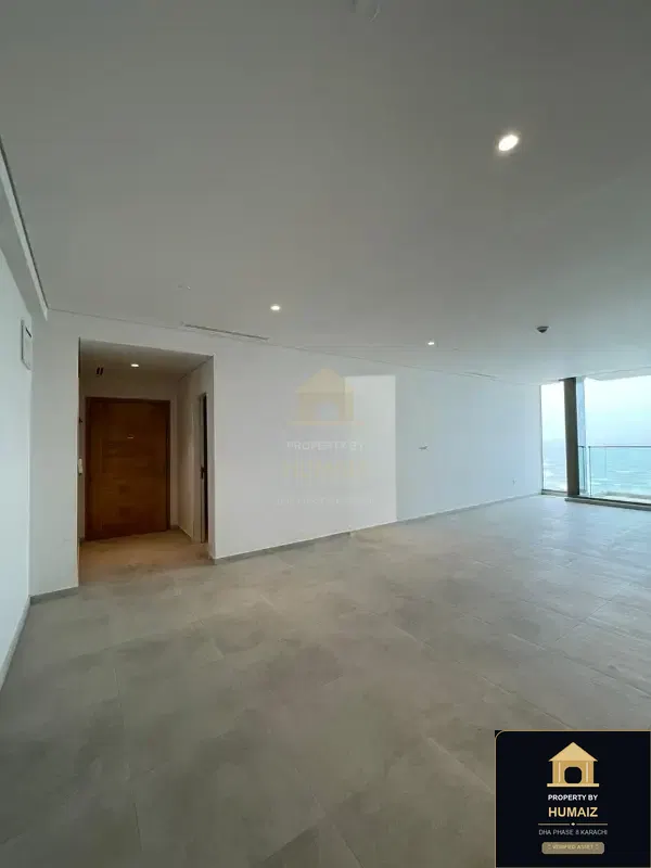 2-Bedroom Luxury Apartment (Sea Facing, 3 Bath, Suite 26) at The Views For Rent in DHA Phase 8 Karachi — Photograph 8