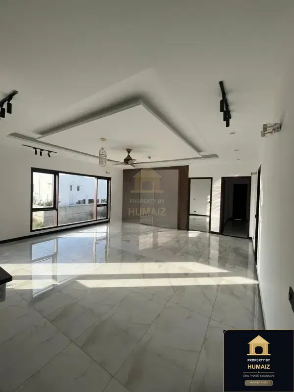 500 Sq. Yd. 6-Bedroom Luxury Villa (West Open, 7 Bath, Residence 1) in Khayaban-e-Shujaat For Sale in DHA Phase 8 Karachi — Photograph 2