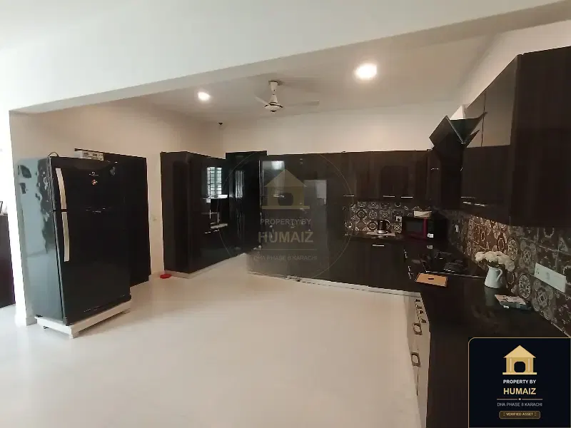 3-Bedroom Upper/Lower Portion (3 Bath, Unit 23) in DHA Phase 8 For Rent in DHA Phase 8 Karachi — Photograph 8