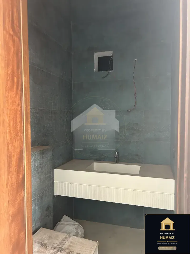 300 Sq. Yd. 5-Bedroom Luxury Villa at Panorama For Sale in DHA Phase 8 Karachi — Photograph 16
