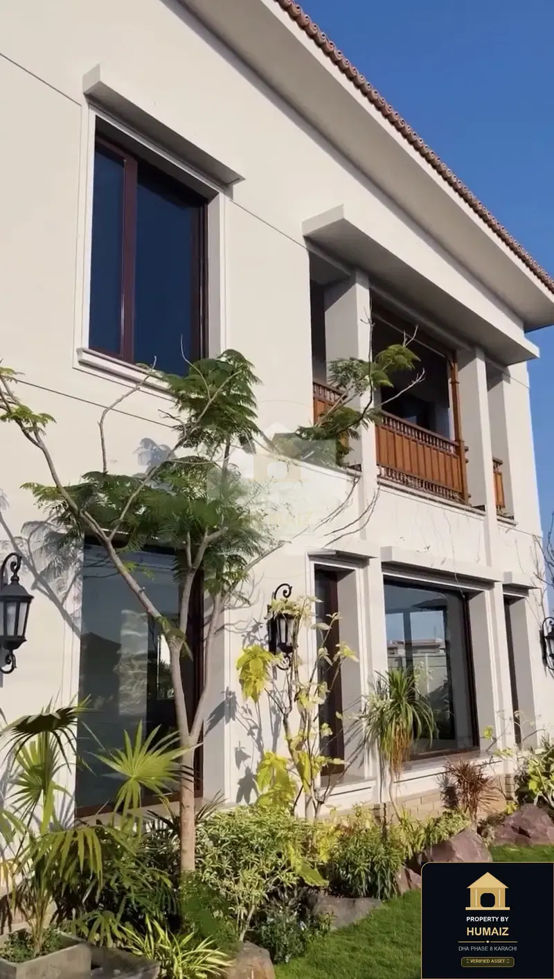 4,000 Sq. Yd. 10-Bedroom Luxury Villa in DHA Phase 8 For Sale in DHA Phase 8 Karachi — Photograph 9