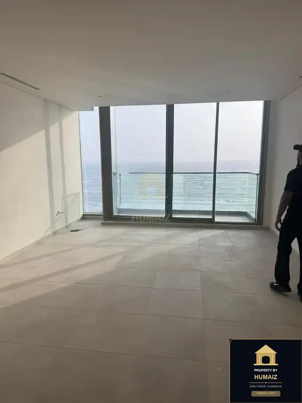 3-Bedroom Luxury Apartment (Private Pool, 5 Bath, Suite 67) at The Views For Sale in DHA Phase 8 Karachi — Photograph 11