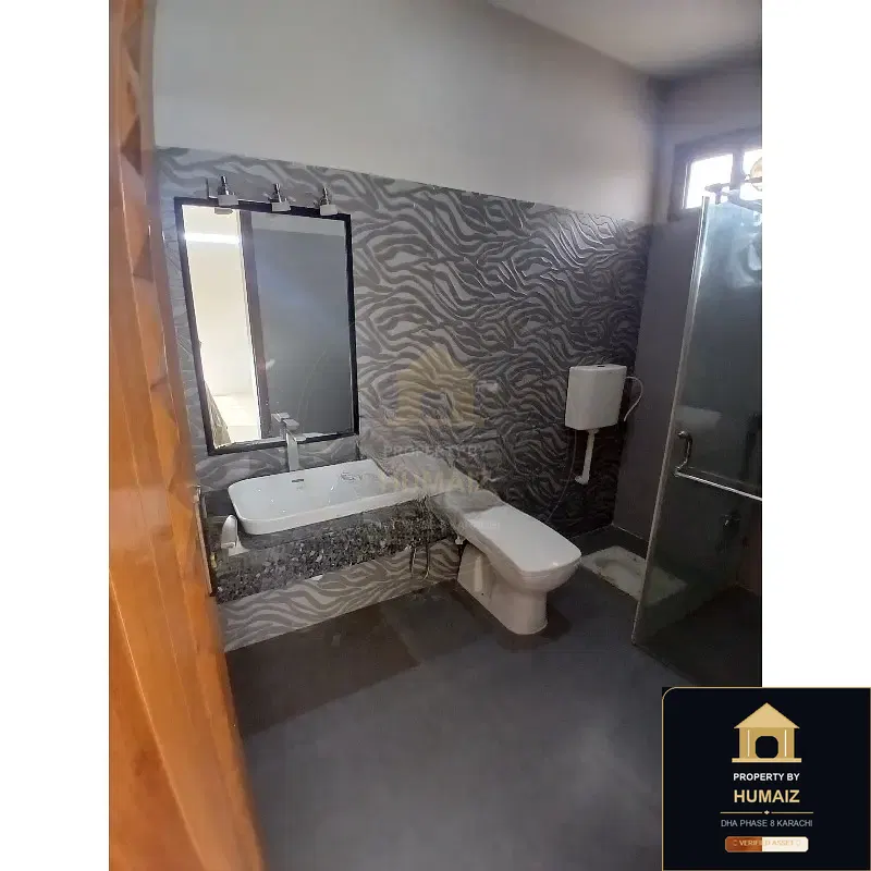 3-Bedroom Upper/Lower Portion (West Open, 4 Bath, Unit 19) in DHA Phase 8 For Rent in DHA Phase 8 Karachi — Photograph 13