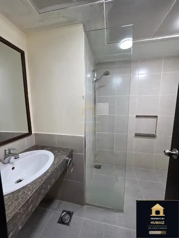 2-Bedroom Luxury Apartment (Sea Facing, 2 Bath, Suite 9) at Coral Towers For Sale in DHA Phase 8 Karachi — Photograph 21