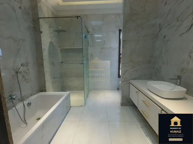3,000 Sq. Yd. 10-Bedroom Luxury Villa on Khayaban-e-Iqbal For Sale in DHA Phase 8 Karachi — Photograph 15