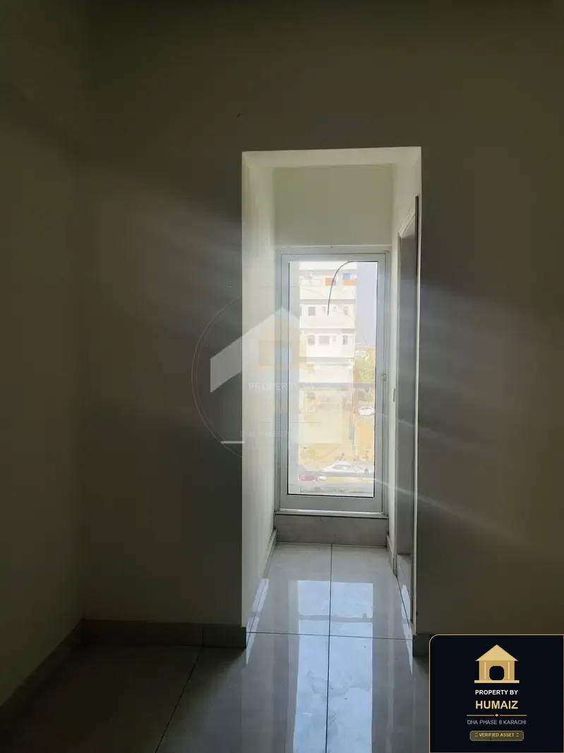 3-Bedroom Luxury Apartment (Brand New, 4 Bath, Suite 4) on Al-Murtaza Commercial For Sale in DHA Phase 8 Karachi — Photograph 11