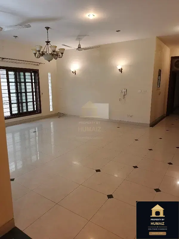 3-Bedroom Upper/Lower Portion (4 Bath, Unit 11) in DHA Phase 8 For Rent in DHA Phase 8 Karachi — Photograph 4