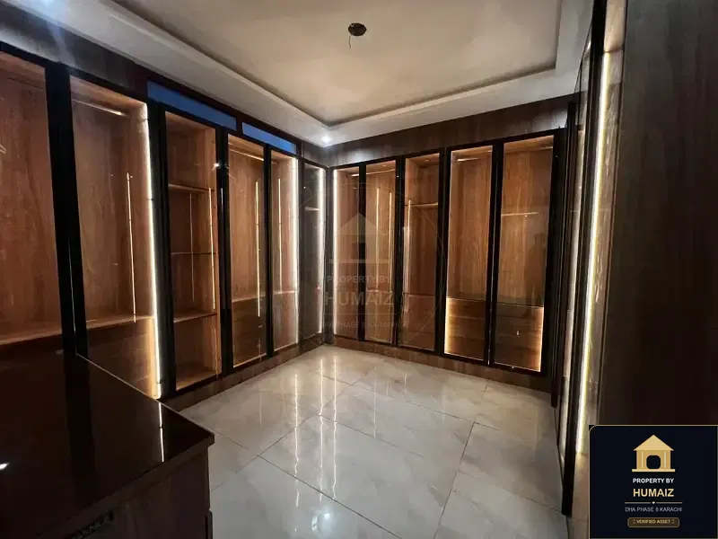 500 Sq. Yd. 5-Bedroom Luxury Villa (West Open, 6 Bath, Residence 28) in DHA Phase 8 For Sale in DHA Phase 8 Karachi — Photograph 10