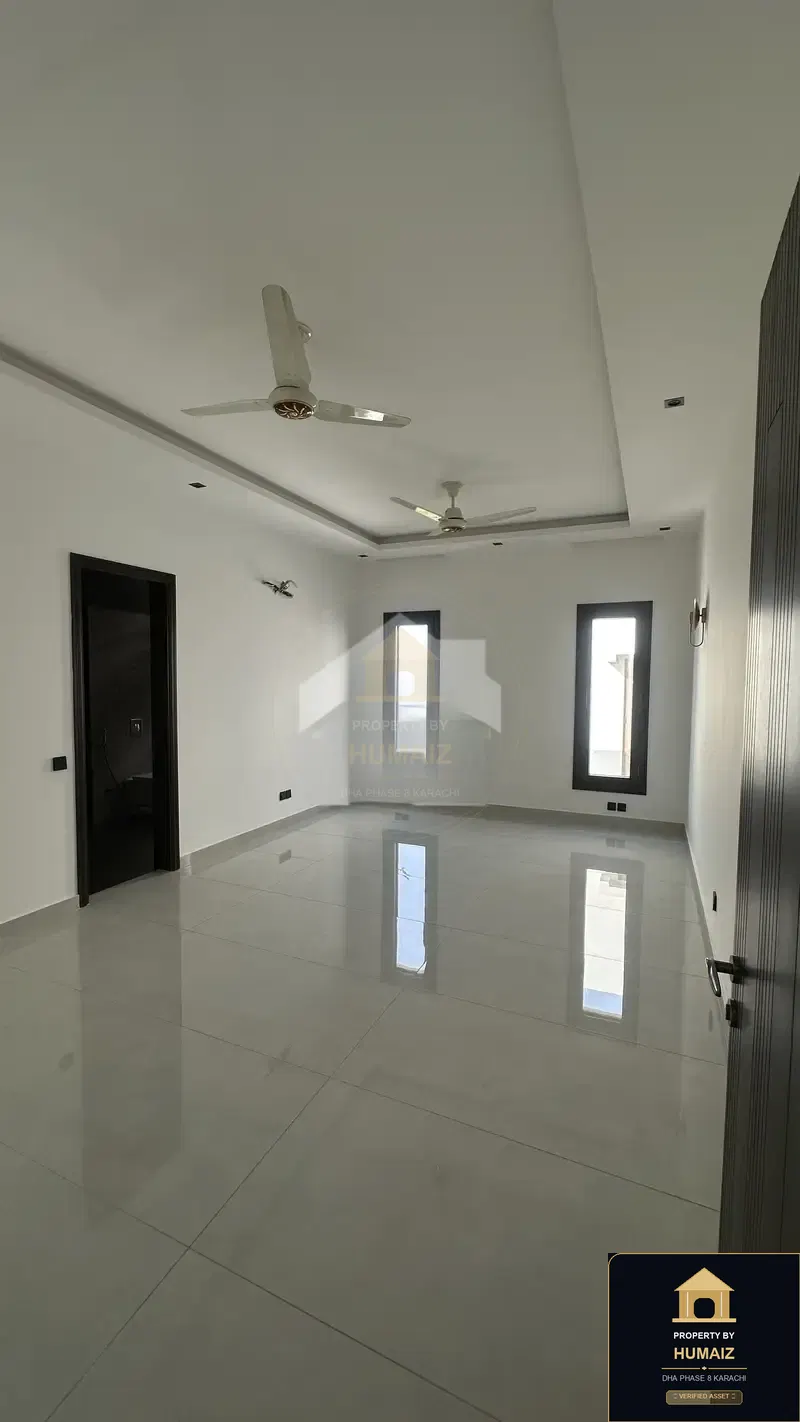 500 Sq. Yd. 5-Bedroom Luxury Villa (Private Pool, 6 Bath, Residence 71) in DHA Phase 8 For Sale in DHA Phase 8 Karachi — Photograph 11