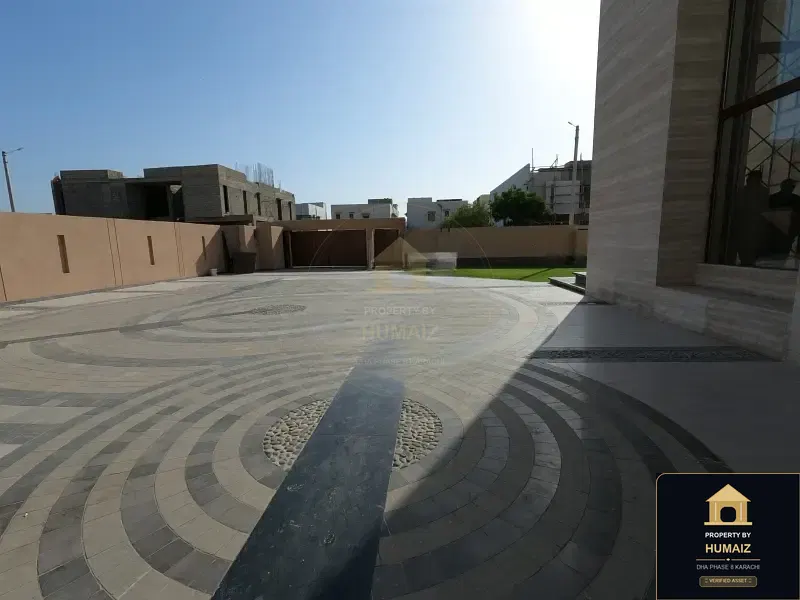 3,000 Sq. Yd. 10-Bedroom Luxury Villa on Khayaban-e-Iqbal For Sale in DHA Phase 8 Karachi — Photograph 17