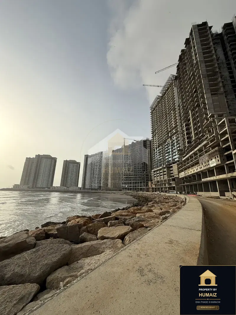 3-Bedroom Luxury Apartment (Sea Facing, 3 Bath, Suite 1) at Pearl Towers For Rent in DHA Phase 8 Karachi — Photograph 9