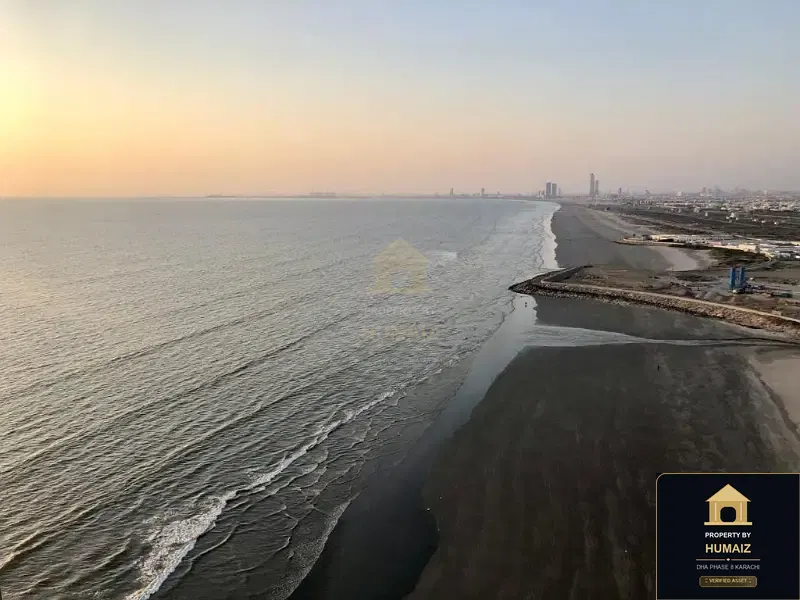 3-Bedroom Luxury Apartment (Sea Facing, 5 Bath, Suite 32) at Pearl Towers For Rent in DHA Phase 8 Karachi — Photograph 13