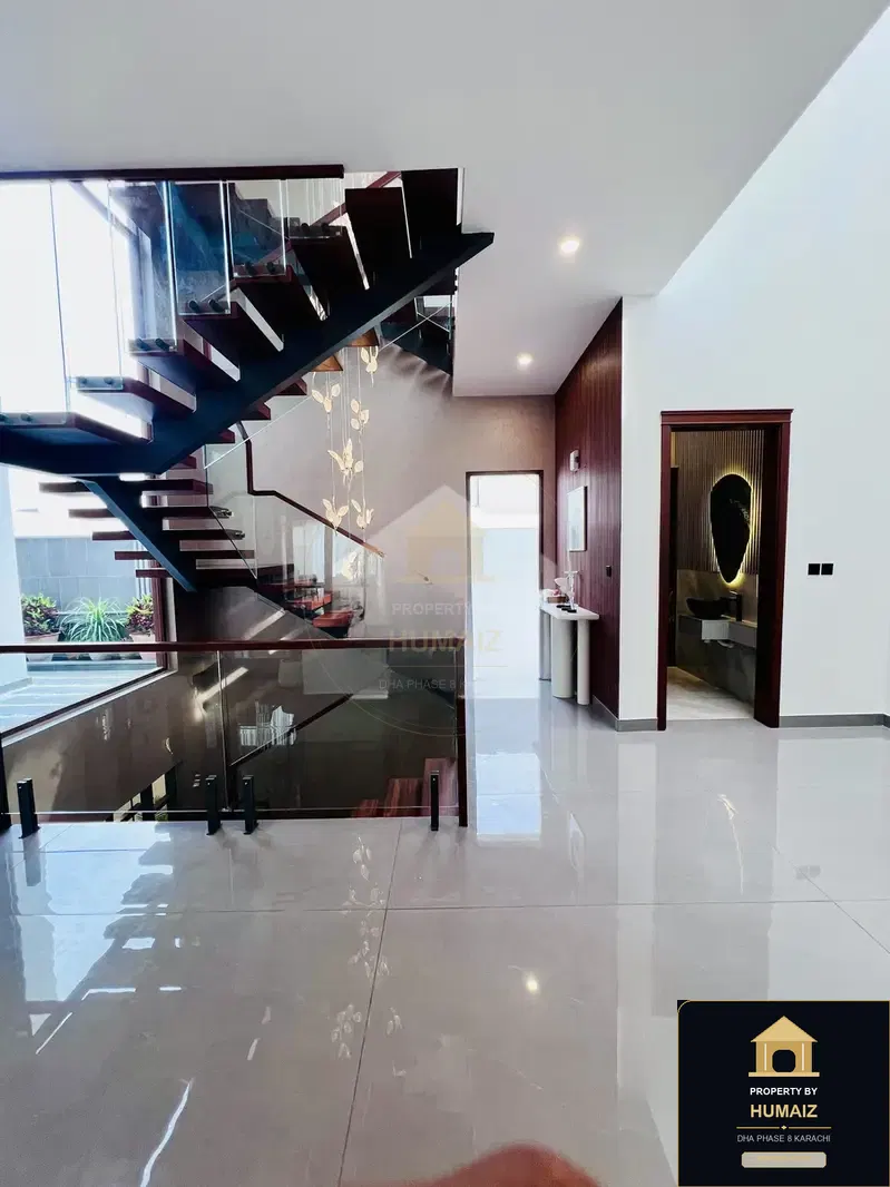 500 Sq. Yd. 5-Bedroom Luxury Villa (West Open, 6 Bath, Residence 13) in DHA Phase 8 For Sale in DHA Phase 8 Karachi — Photograph 7