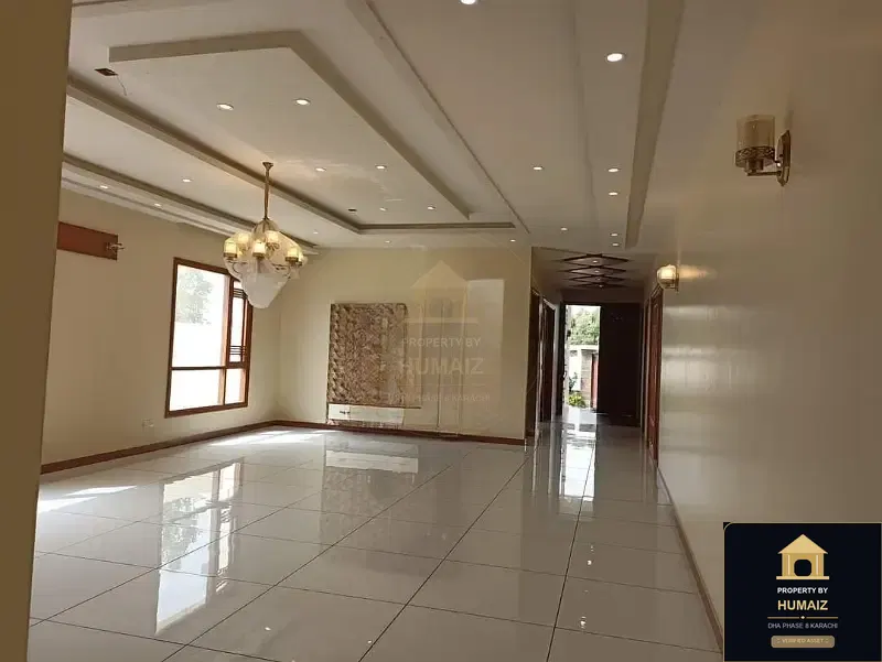 666 Sq. Yd. 8-Bedroom Luxury Villa in DHA Phase 8 For Sale in DHA Phase 8 Karachi — Photograph 3