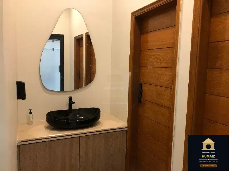 200 Sq. Yd. Corporate Office Space in Khayaban-e-Ghalib For Sale in DHA Phase 8 Karachi — Photograph 15