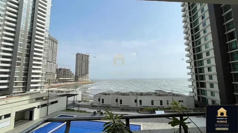 2-Bedroom Luxury Apartment (Boulevard Facing, 4 Bath, Suite 8) at Pearl Towers For Sale in DHA Phase 8 Karachi — Photograph 5