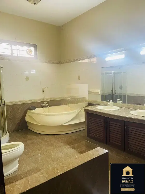 1,000 Sq. Yd. 6-Bedroom Luxury Villa in Khayaban-e-Shaheen For Rent in DHA Phase 8 Karachi — Photograph 22