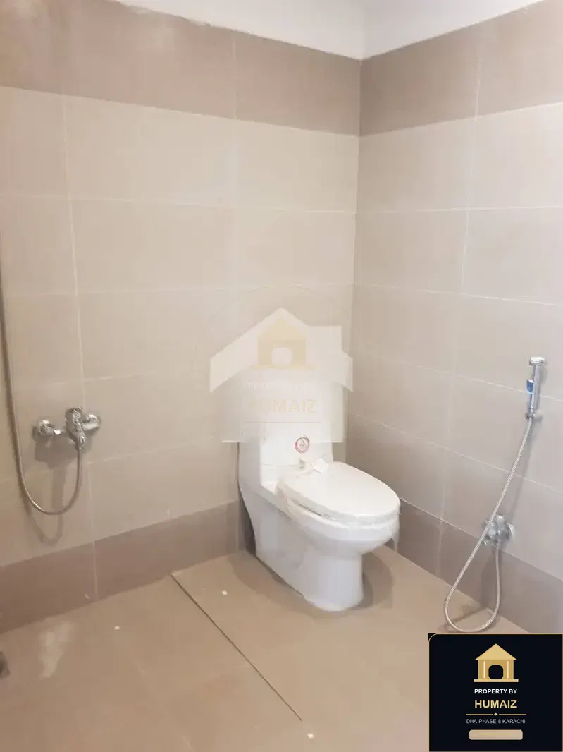 4-Bedroom Luxury Apartment (Corner, 5 Bath, Suite 3) on Al-Murtaza Commercial For Sale in DHA Phase 8 Karachi — Photograph 4