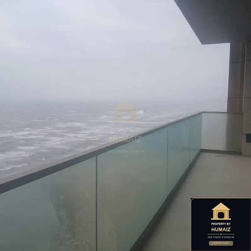 3-Bedroom Luxury Apartment (Sea Facing, 4 Bath, Suite 2) at The Views South Tower For Rent in DHA Phase 8 Karachi — Photograph 10