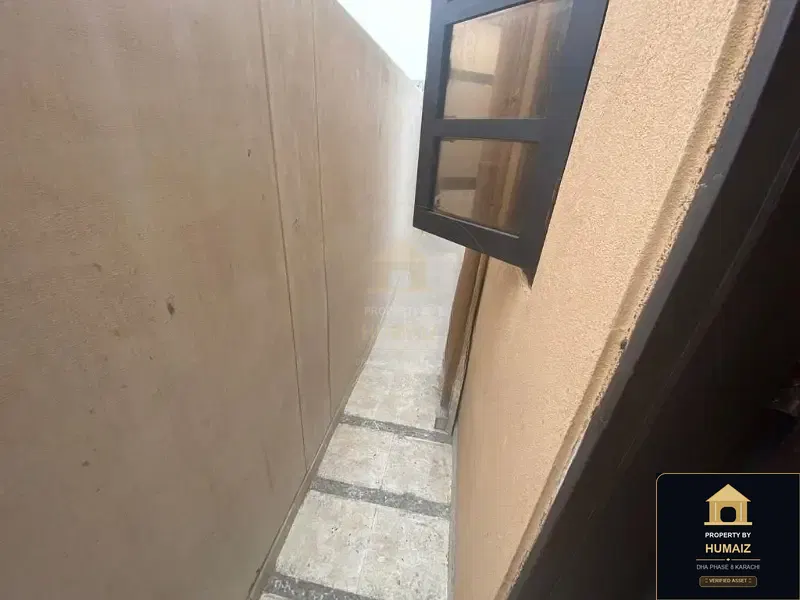 300 Sq. Yd. 4-Bedroom Luxury Villa (Basement, 4 Bath, Residence 5) in Khayaban-e-Sahil For Sale in DHA Phase 8 Karachi — Photograph 12