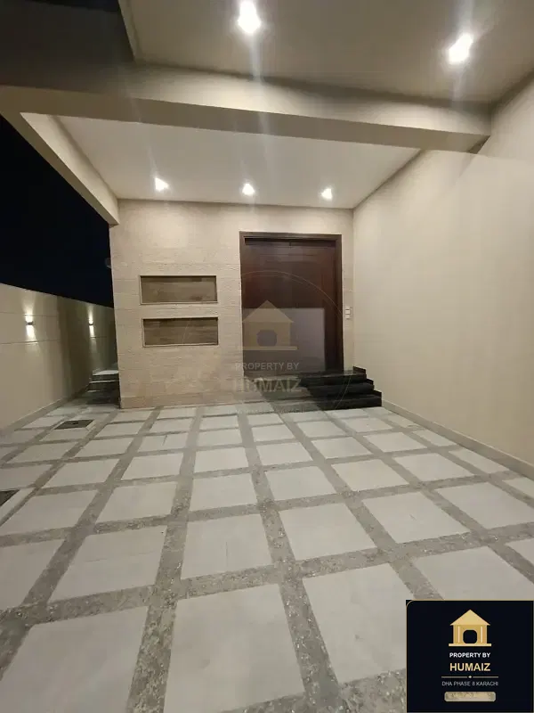 500 Sq. Yd. 5-Bedroom Luxury Villa (Private Pool, 5 Bath, Residence 4) in DHA Phase 8 For Rent in DHA Phase 8 Karachi — Photograph 3