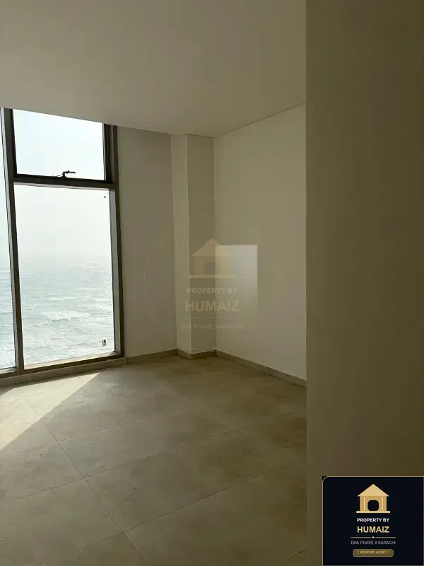 2-Bedroom Luxury Apartment (Sea Facing, 3 Bath, Suite 25) at The Views For Sale in DHA Phase 8 Karachi — Photograph 6