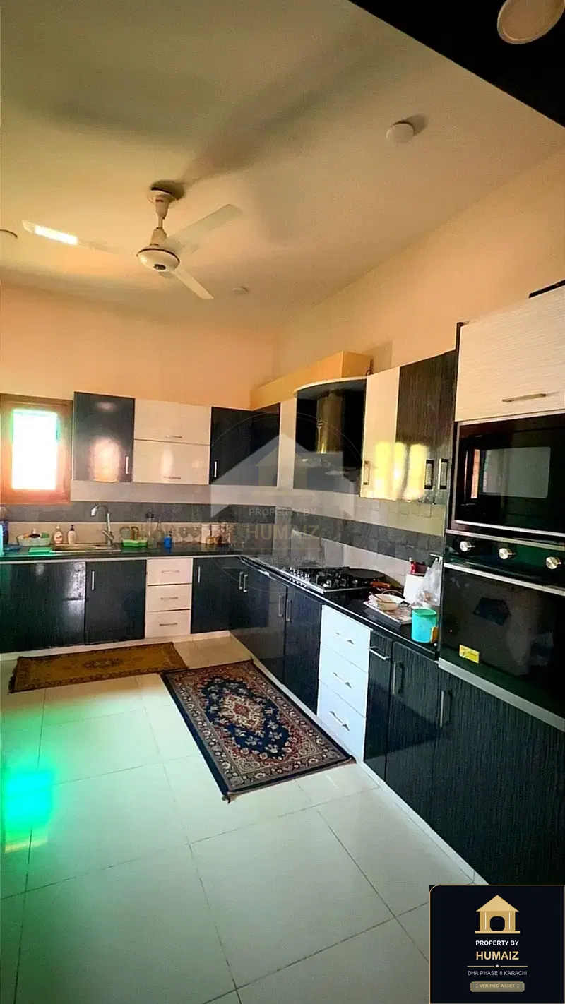 500 Sq. Yd. 6-Bedroom Luxury Villa (Basement, 6 Bath, Residence 17) in DHA Phase 8 For Sale in DHA Phase 8 Karachi — Photograph 12
