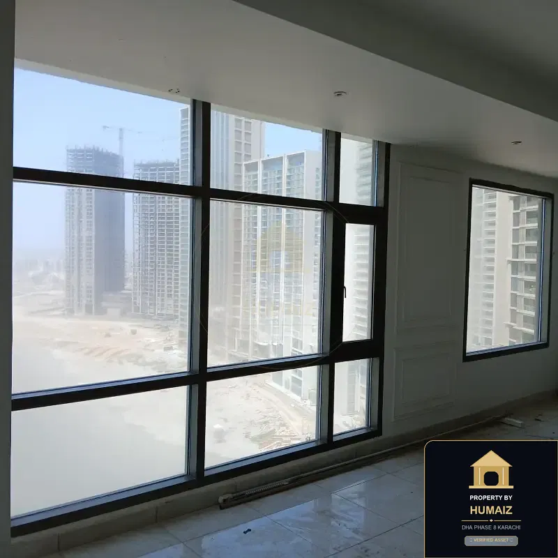 3-Bedroom Luxury Apartment (Sea Facing, 5 Bath, Suite 22) at Pearl Towers For Sale in DHA Phase 8 Karachi — Photograph 22