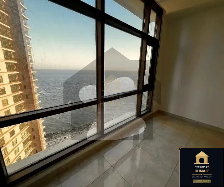3-Bedroom Luxury Apartment (Sea Facing, 5 Bath, Suite 9) at Pearl Towers For Sale in DHA Phase 8 Karachi — Photograph 3