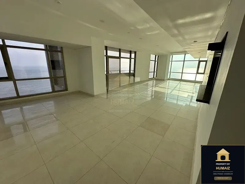 4-Bed Luxury Penthouse (Sea Facing, 5 Bath, Suite 1) at Pearl Towers For Rent in DHA Phase 8 Karachi — Photograph 11