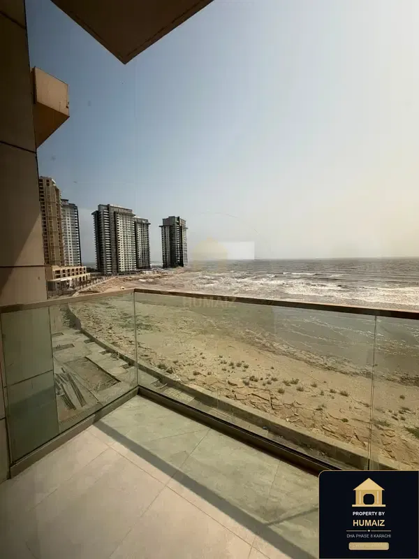 2-Bedroom Luxury Apartment (Sea Facing, 3 Bath, Suite 8) at The Views For Rent in DHA Phase 8 Karachi — Photograph 8