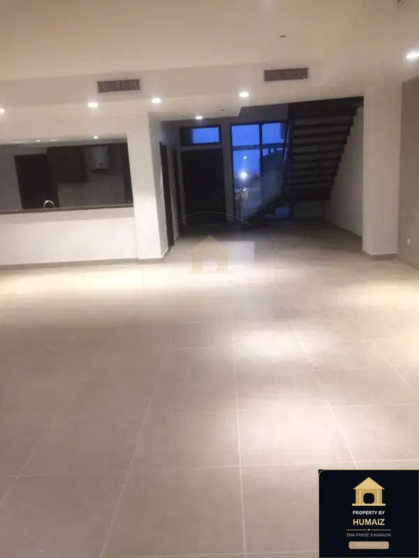 500 Sq. Yd. 3-Bedroom Luxury Villa at Coral Towers For Sale in DHA Phase 8 Karachi — Photograph 16