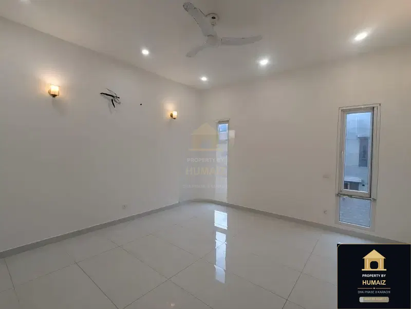 3-Bedroom Upper/Lower Portion (West Open, 4 Bath, Unit 30) in DHA Phase 8 For Rent in DHA Phase 8 Karachi — Photograph 4