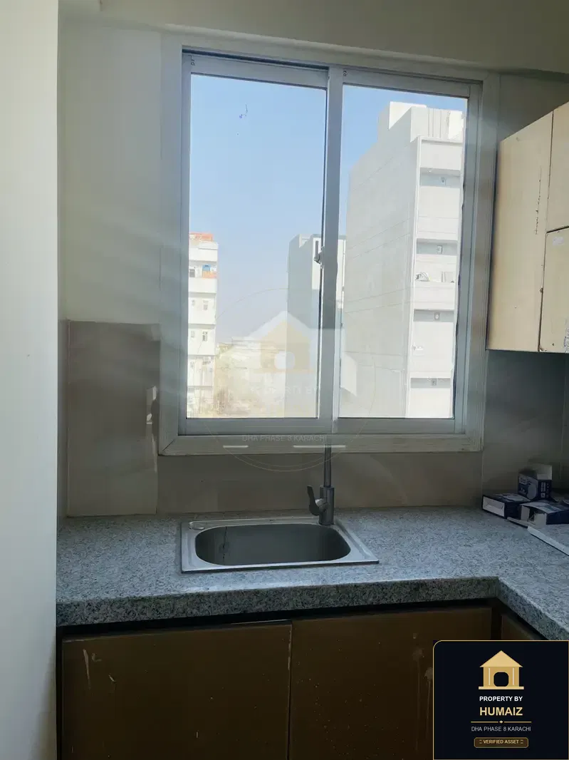 3-Bedroom Luxury Apartment (Brand New, 4 Bath, Suite 4) on Al-Murtaza Commercial For Sale in DHA Phase 8 Karachi — Photograph 7