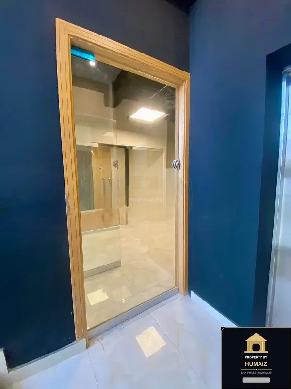 117 Sq. Yd. Corporate Office Space on Khayaban-e-Shaheen For Rent in DHA Phase 8 Karachi — Photograph 12