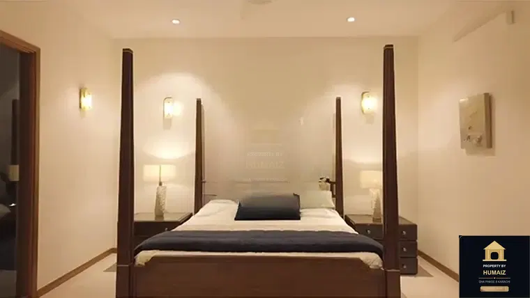 12,500 Sq. Yd. 6-Bedroom Luxury Villa in DHA Phase 8 For Sale in DHA Phase 8 Karachi — Photograph 12
