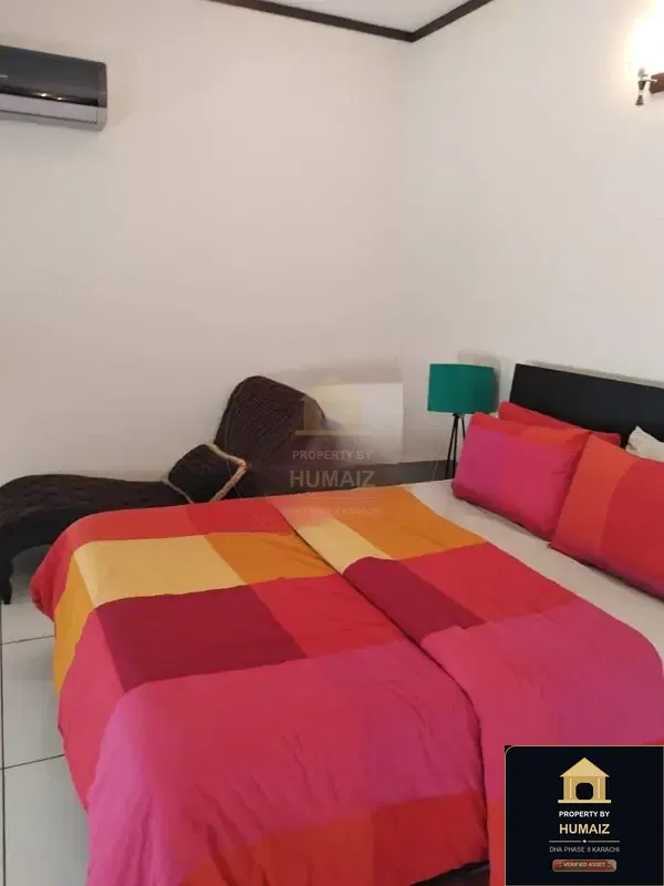 1,000 Sq. Yd. 6-Bedroom Luxury Villa (West Open, 6 Bath, Residence 40) in DHA Phase 8 For Sale in DHA Phase 8 Karachi — Photograph 4
