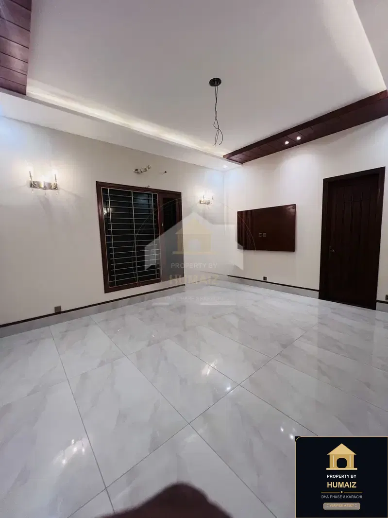 500 Sq. Yd. 6-Bedroom Luxury Villa (West Open, 6 Bath, Residence 67) in DHA Phase 8 For Sale in DHA Phase 8 Karachi — Photograph 21