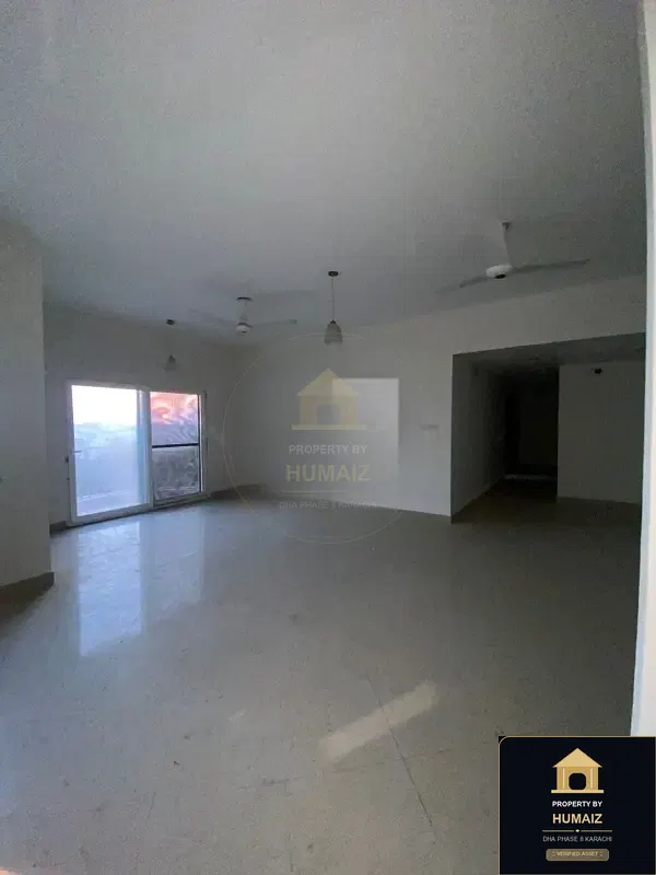 4-Bedroom Luxury Apartment (West Open, 5 Bath, Suite 22) at Creek Vistas For Sale in DHA Phase 8 Karachi — Photograph 12