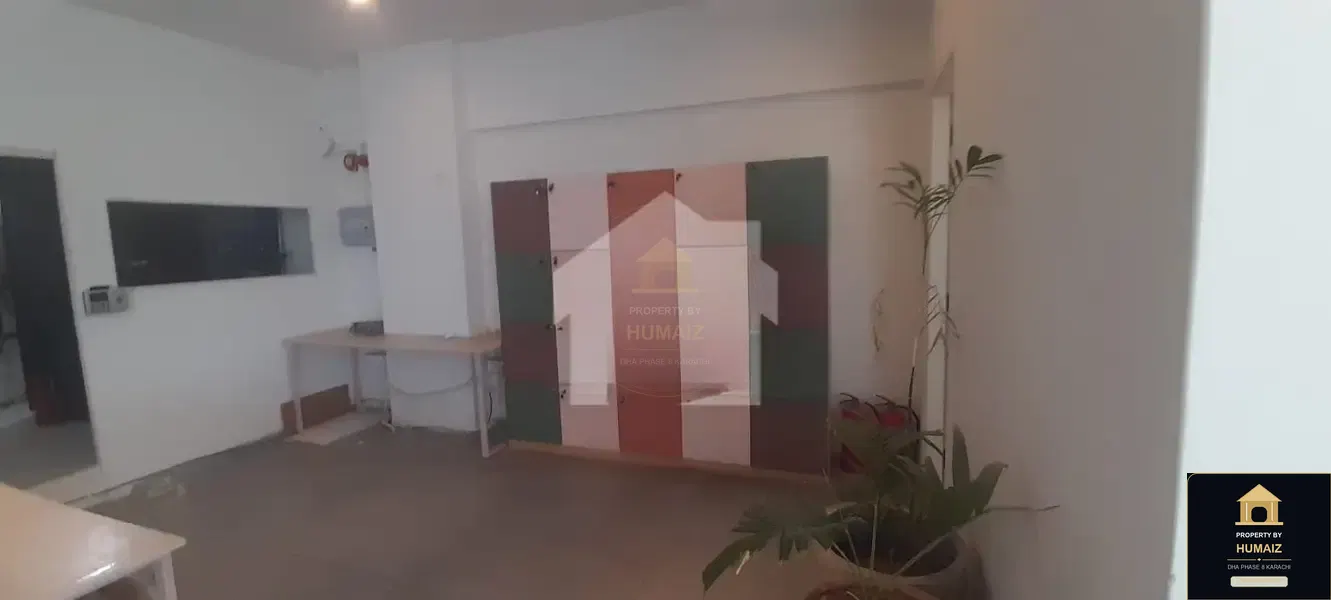 500 Sq. Yd. Corporate Office Space in DHA Phase 8 For Rent in DHA Phase 8 Karachi — Photograph 11
