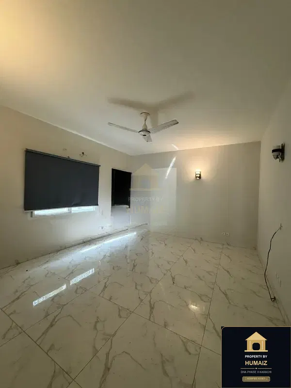 3-Bedroom Upper/Lower Portion (4 Bath, Unit 9) in DHA Phase 8 For Rent in DHA Phase 8 Karachi — Photograph 2