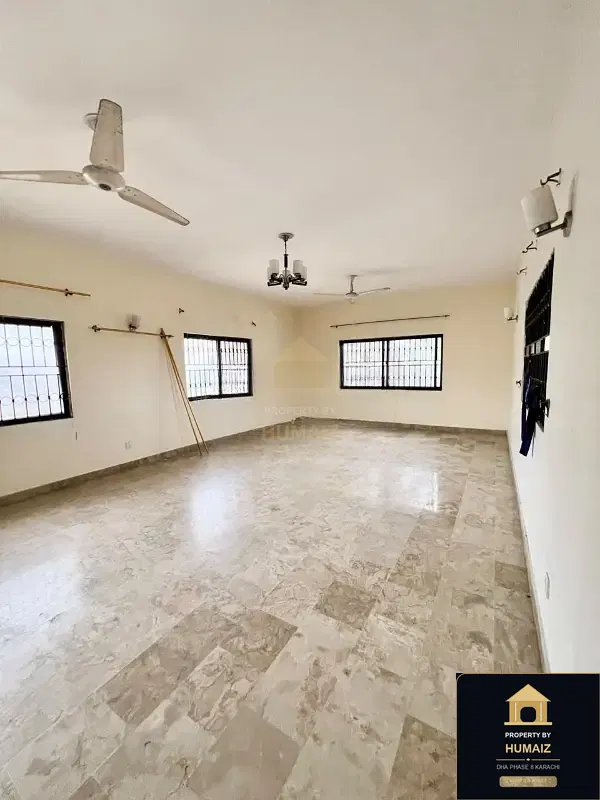 3-Bedroom Upper/Lower Portion (4 Bath, Unit 69) in DHA Phase 8 For Rent in DHA Phase 8 Karachi — Photograph 6