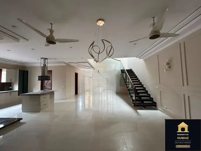 300 Sq. Yd. 5-Bedroom Luxury Villa on Khayaban-e-Sahil For Sale in DHA Phase 8 Karachi — Photograph 18