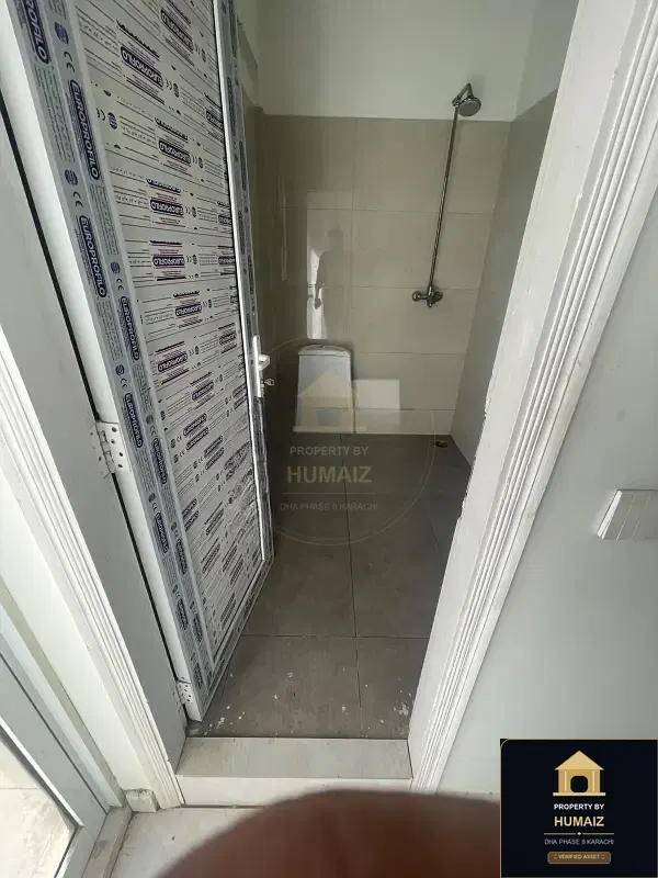 3-Bedroom Luxury Apartment on Zulfiqar Commercial For Rent in DHA Phase 8 Karachi — Photograph 8
