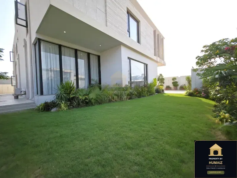 1,000 Sq. Yd. 7-Bedroom Luxury Villa (Private Pool, 7 Bath, Residence 2) in DHA Phase 8 For Sale in DHA Phase 8 Karachi — Photograph 17