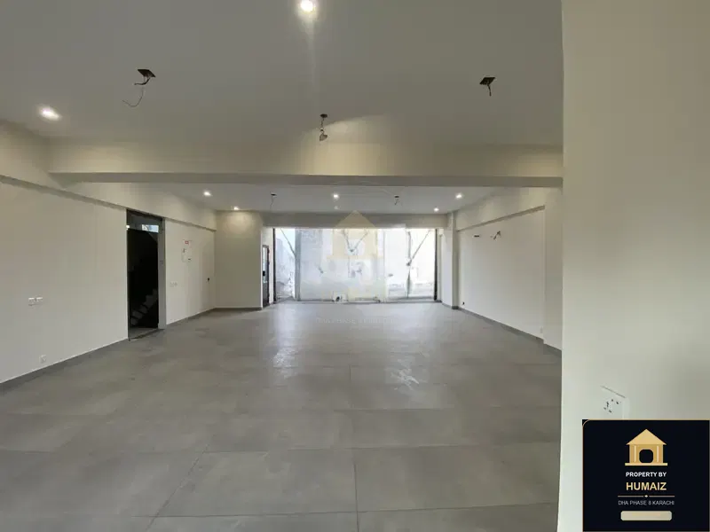 222 Sq. Yd. Corporate Office Space (Brand New, Unit 3) on Zulfiqar Commercial For Rent in DHA Phase 8 Karachi — Photograph 8