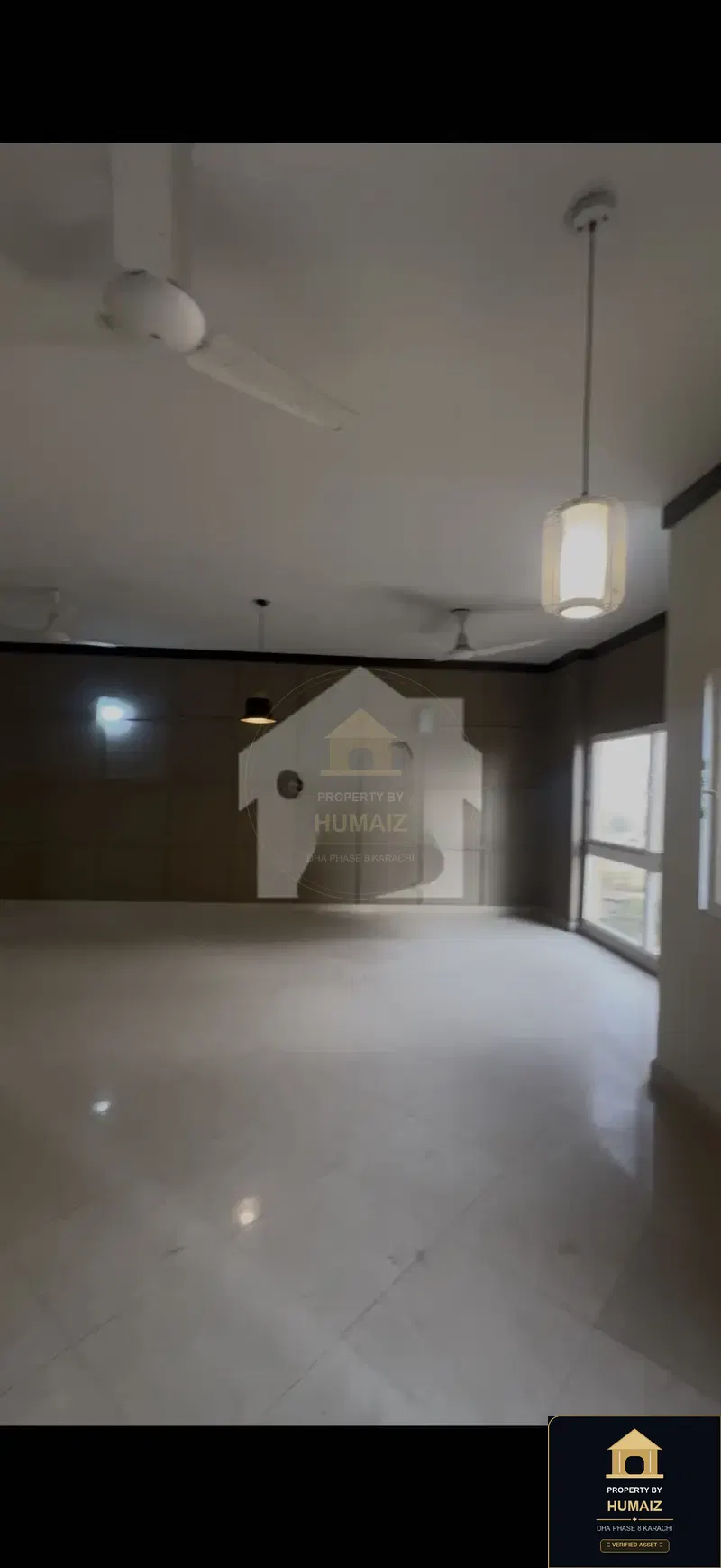 4-Bedroom Luxury Apartment (5 Bath, Suite 33) at Creek Vistas For Sale in DHA Phase 8 Karachi — Photograph 3