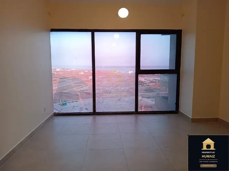 3-Bedroom Luxury Apartment (Sea Facing, 5 Bath, Suite 1) at Coral Towers For Sale in DHA Phase 8 Karachi — Photograph 5