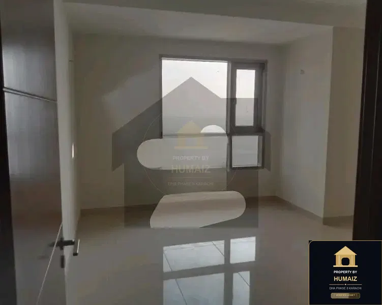 3-Bedroom Luxury Apartment (Sea Facing, 5 Bath, Suite 18) at Reef Towers For Rent in DHA Phase 8 Karachi — Photograph 4